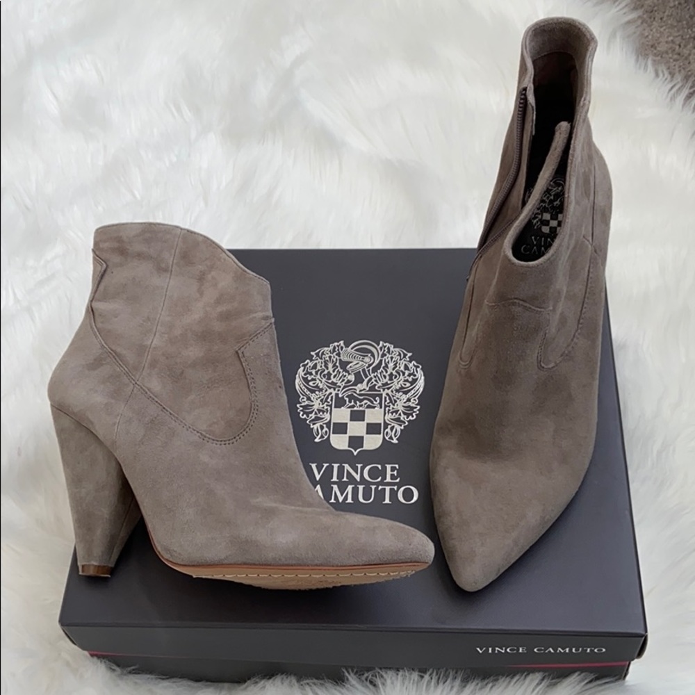 Vince Camuto Movinta bootie